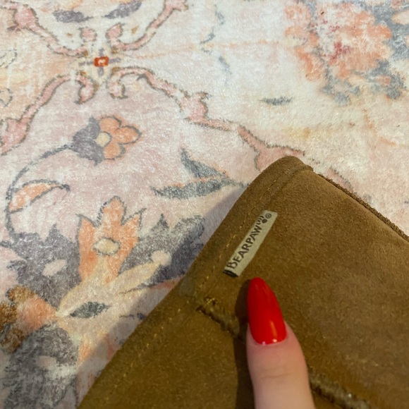 bear paw tan boots - Picture 3 of 9